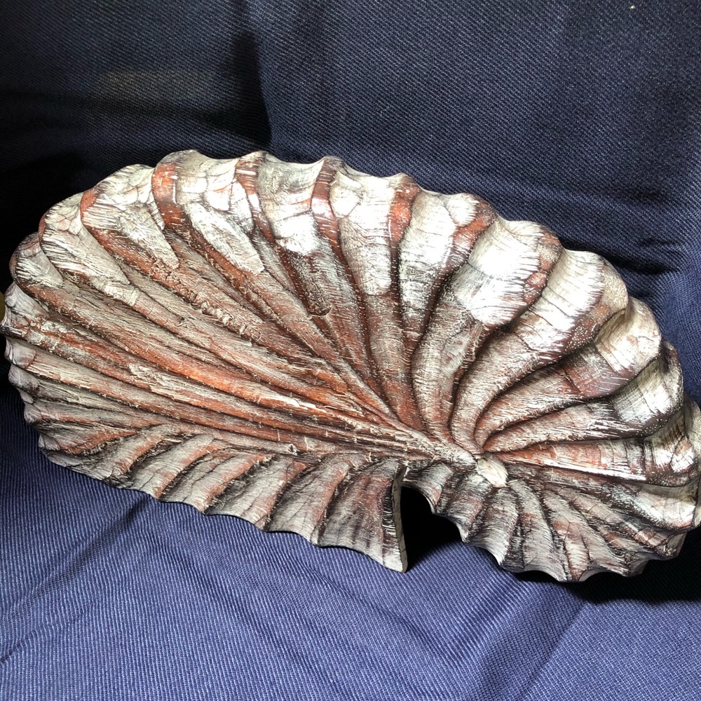 Wooden accent shell